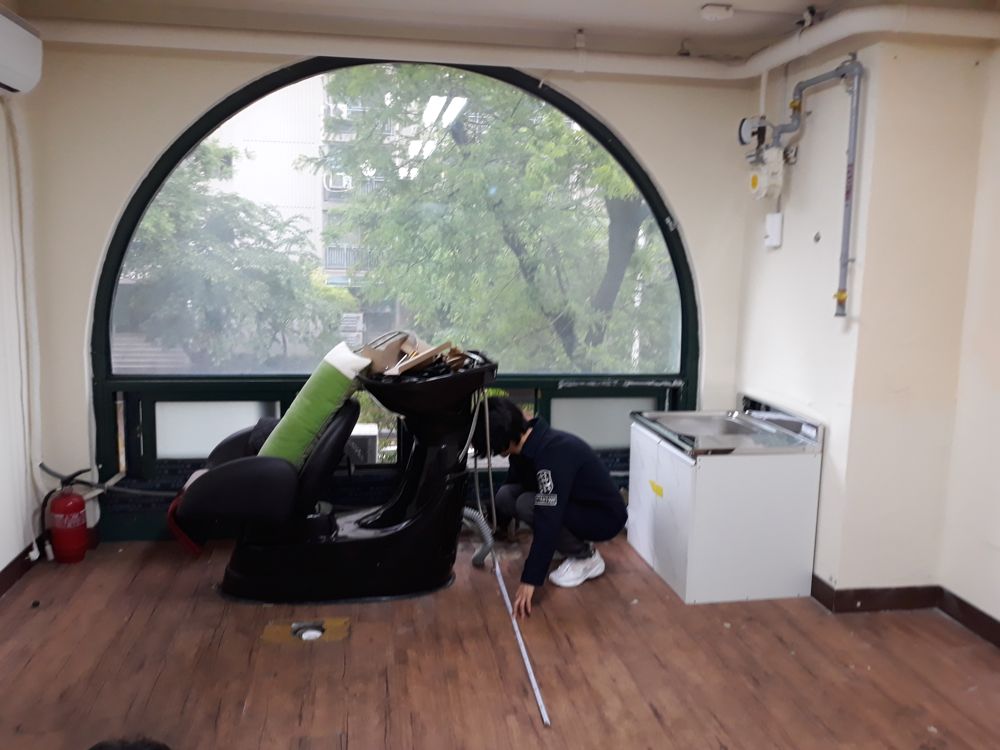 강원 춘천시 후평동 헤어샵, 전기온수기 설치 전 모습