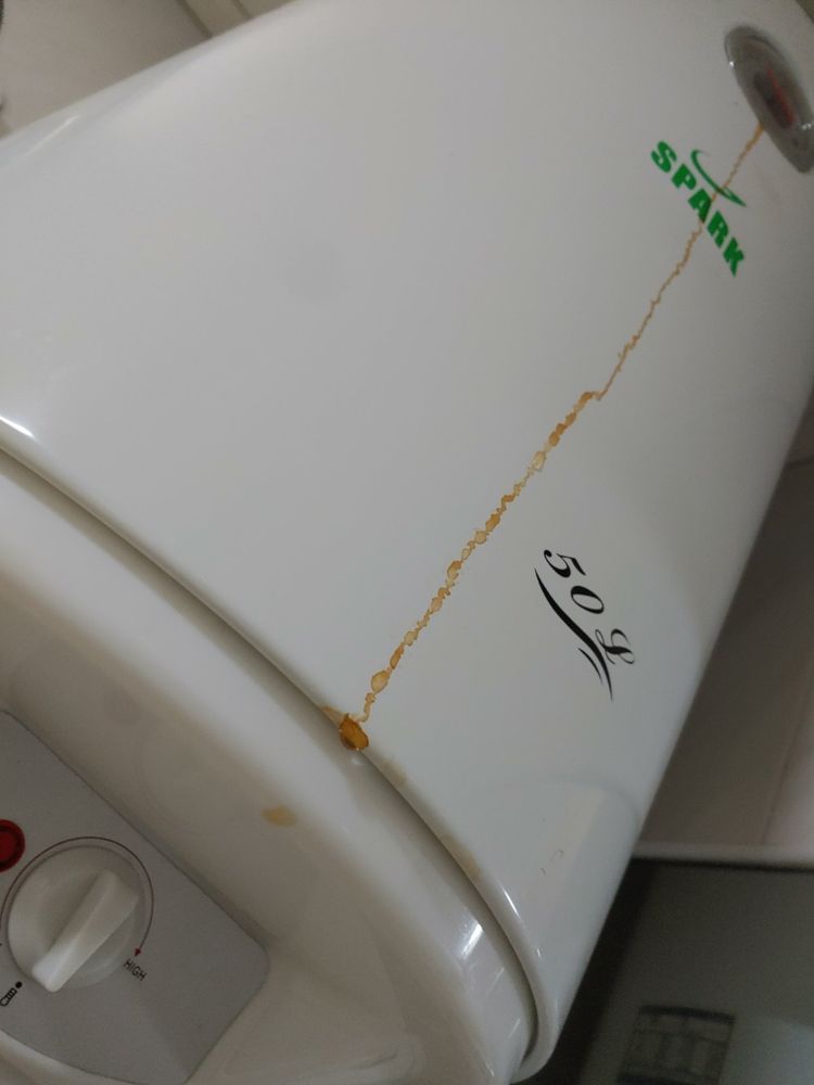 경북 의성군 샤워실, 전기온수기 교체 전 모습