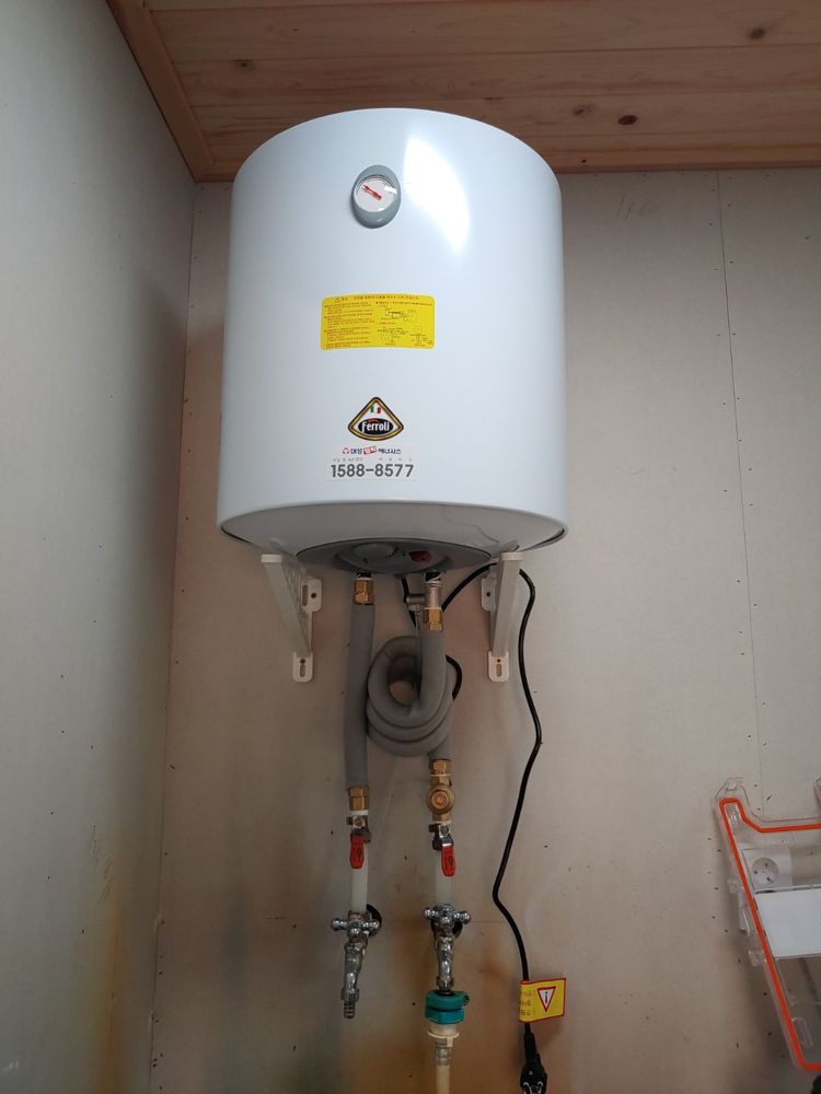 경기 포천시 일동면 전원주택에 교체한 대성쎌틱 50L 전기온수기
