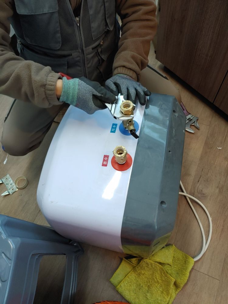 목포시 옥암동 태권도장 싱크대 전기온수기 설치 현장 사진