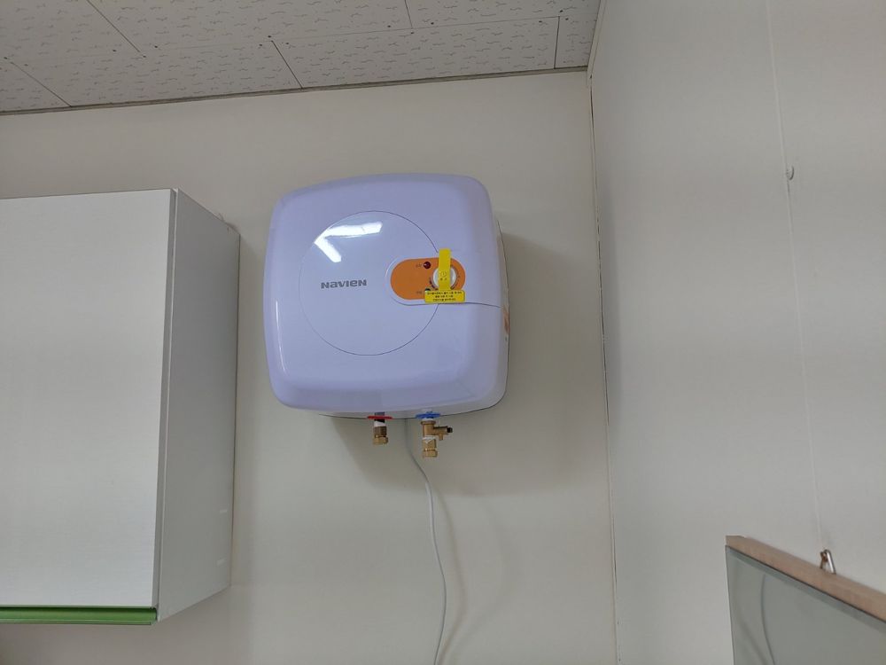 속초시 개척교회 주방 전기온수기 설치 현장 사진